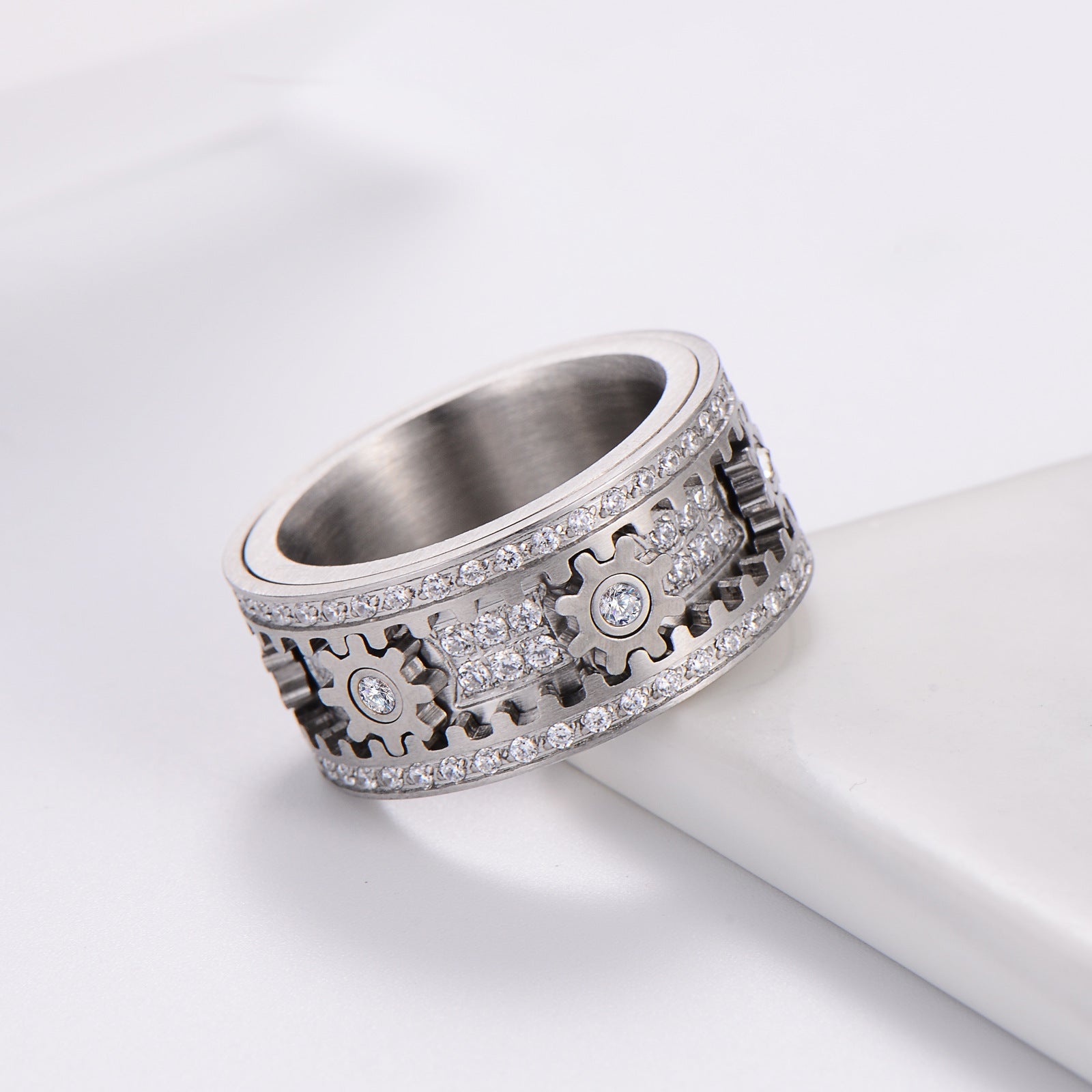 Himmlischer Zahnkranz – rotierend