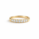 <tc>Ring „Strahlender Stern“ – Eine Ode an die Sanftheit</tc>